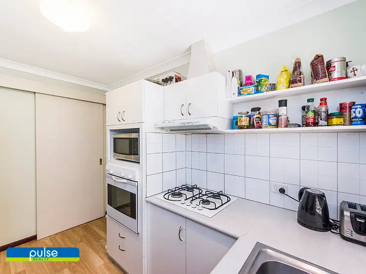 Sixth view of Homely other listing, 2/10 Fox Court, Leeming WA 6149