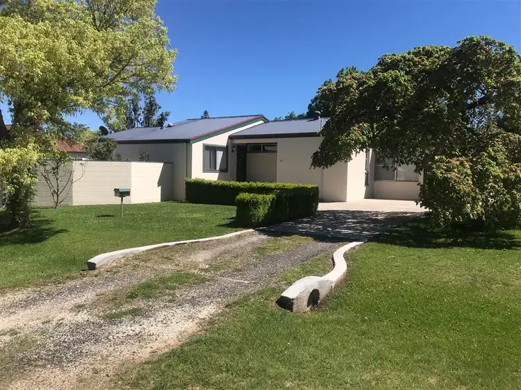 19 Ollera Street, Guyra NSW 2365