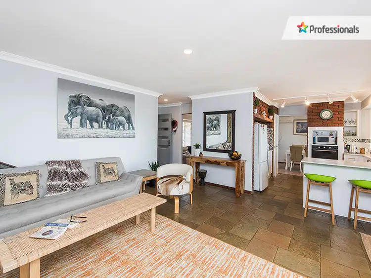 Fifth view of Homely house listing, 42 Amethyst Crescent, Mount Richon WA 6112