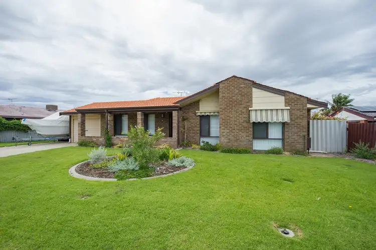 14 Caribbean Drive, Safety Bay WA 6169