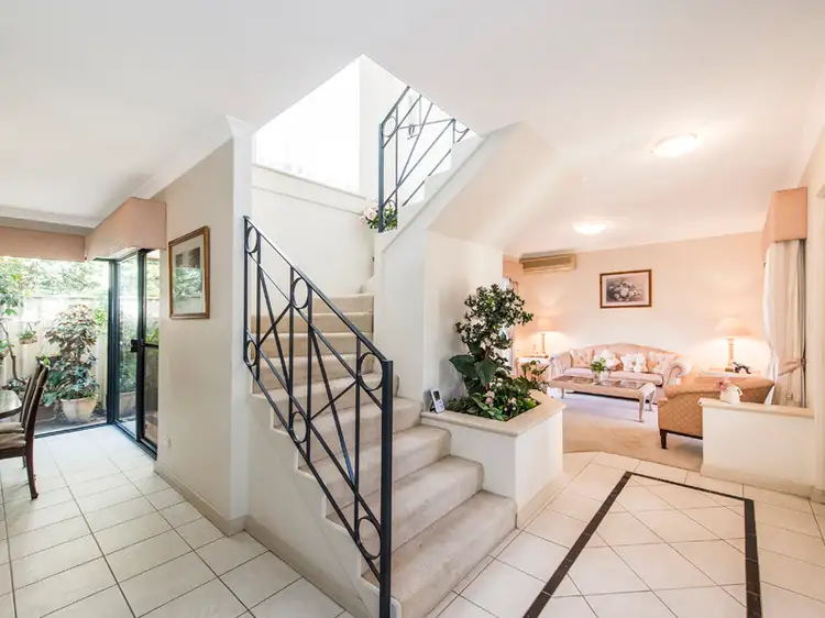 2/27 Fletcher Street, Applecross WA 6153