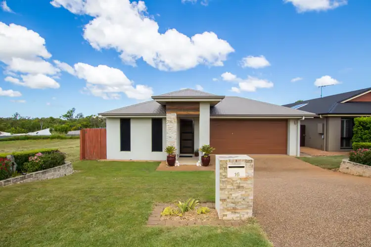 16 Neville Drive, Branyan QLD 4670