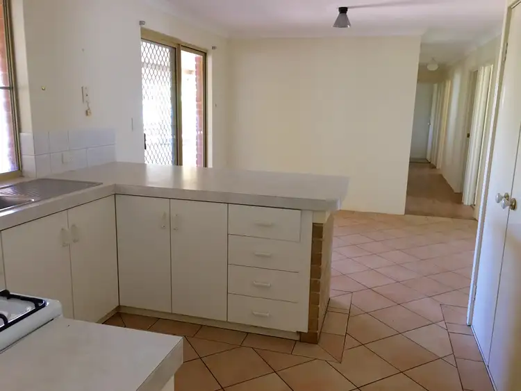 Seventh view of Homely house listing, 10 Sugarwood Court, Strathalbyn WA 6530