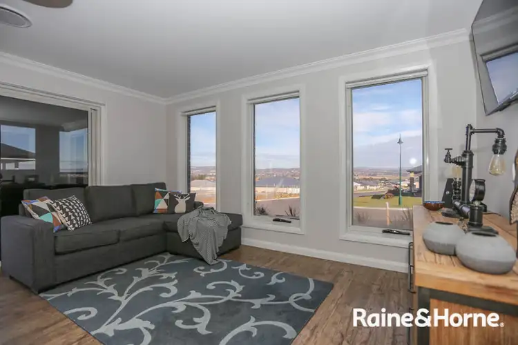 Main view of Homely house listing, 10 McGillan Drive, Kelso NSW 2795