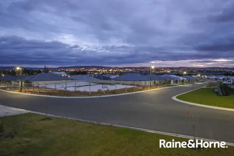 Fourth view of Homely house listing, 10 McGillan Drive, Kelso NSW 2795