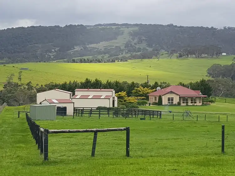 8 Sawpit Gully Road, Inman Valley SA 5211