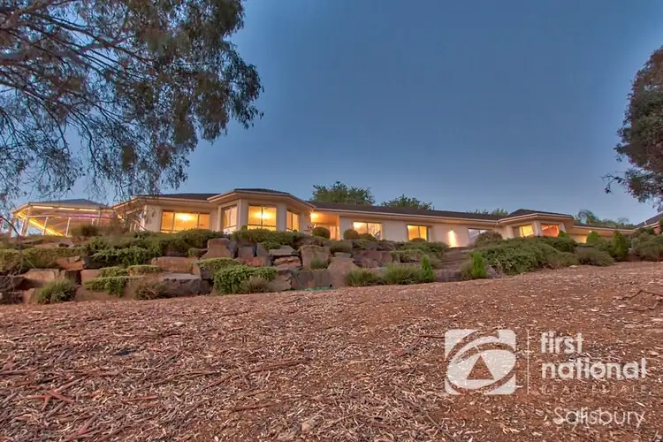 6 Kinross Court, Greenwith SA 5125