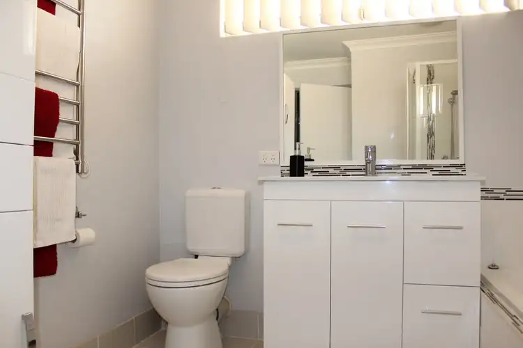 Seventh view of Homely house listing, 1 Tamplin St, Northam WA 6401