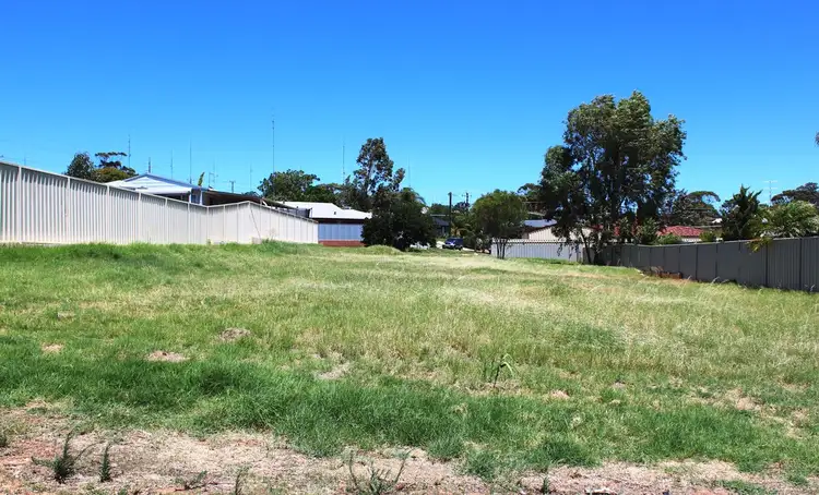 22 Lyon St, Northam WA 6401