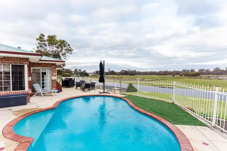 Fifth view of Homely house listing, 2 Teal Pass, Australind WA 6233