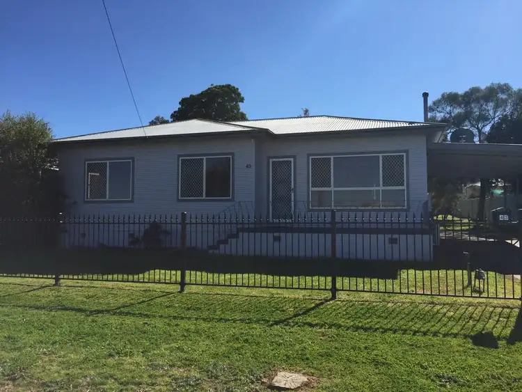 43 Riverview Street
