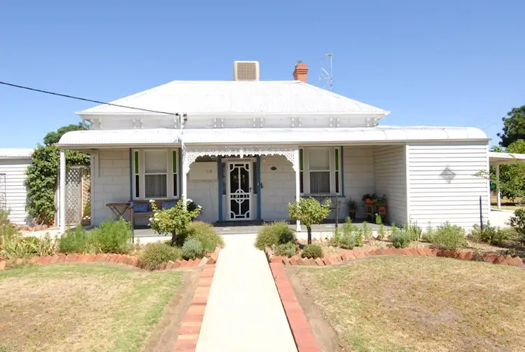118 NAPIER STREET, Deniliquin NSW 2710