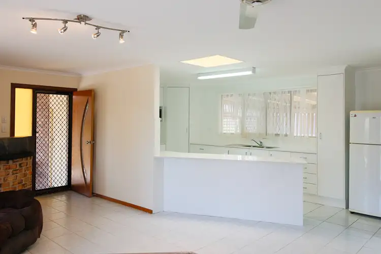 Seventh view of Homely house listing, 3 Mitta Way, Urangan QLD 4655