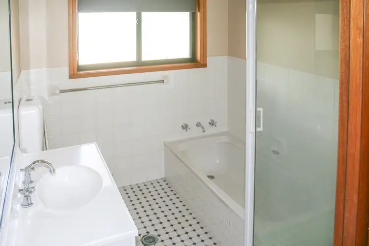 Fifth view of Homely unit listing, 2/32 Robertson Street, Mudgee NSW 2850