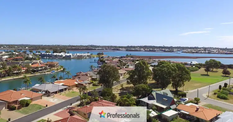 16 Pallinup Place, Dudley Park WA 6210