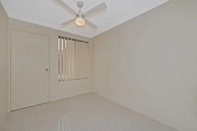 Fourth view of Homely unit listing, 2/27 Peel Street, Mandurah WA 6210