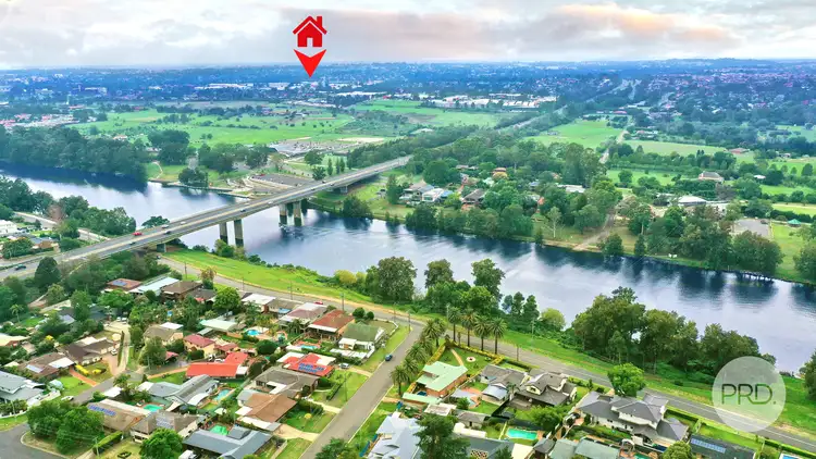 Second view of Homely semi-detached listing, 2/56 Willoring Crescent, Jamisontown NSW 2750