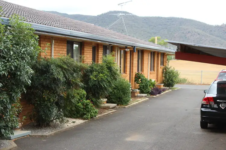 Second view of Homely house listing, 4/162 Goonoo Goonoo Road, Tamworth NSW 2340
