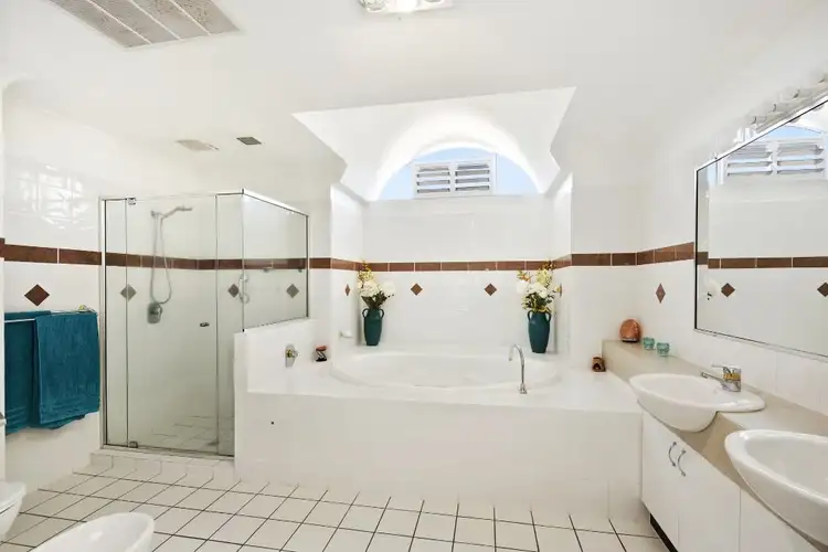 Sixth view of Homely unit listing, 29/94-98 Prince Edward Parade, Redcliffe QLD 4020
