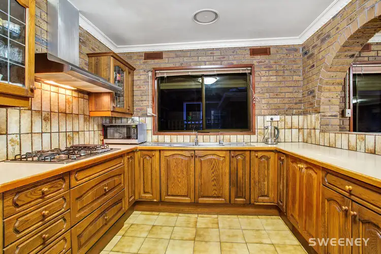 20 McIntyre Drive, Altona VIC 3018