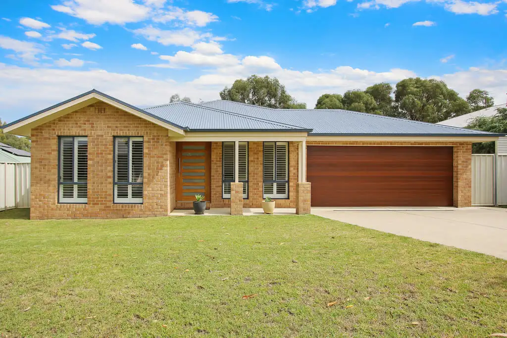 Main view of Homely house listing, 117 Newton Circuit, Thurgoona NSW 2640