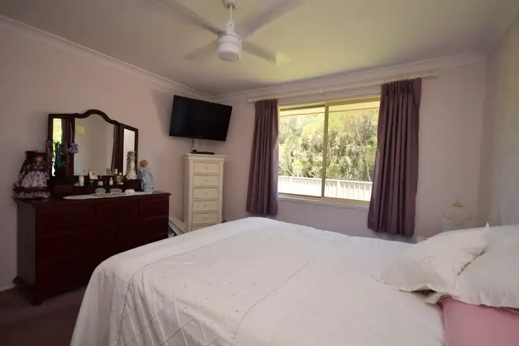 Fifth view of Homely house listing, 15 Emerald Drive, Meroo Meadow NSW 2540