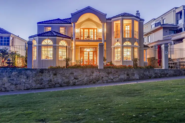 27 Pine Valley Pass, Connolly WA 6027