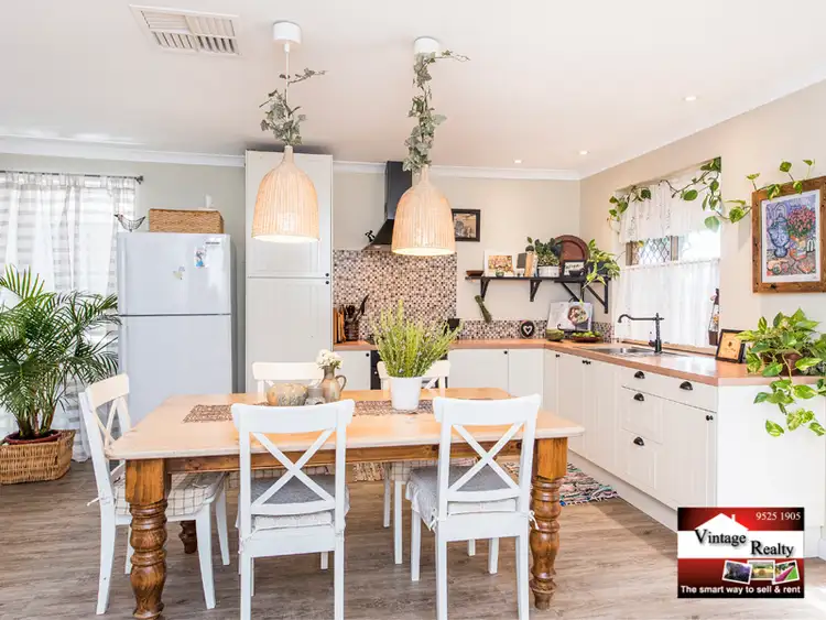 8 McGrath Place, Seville Grove WA 6112