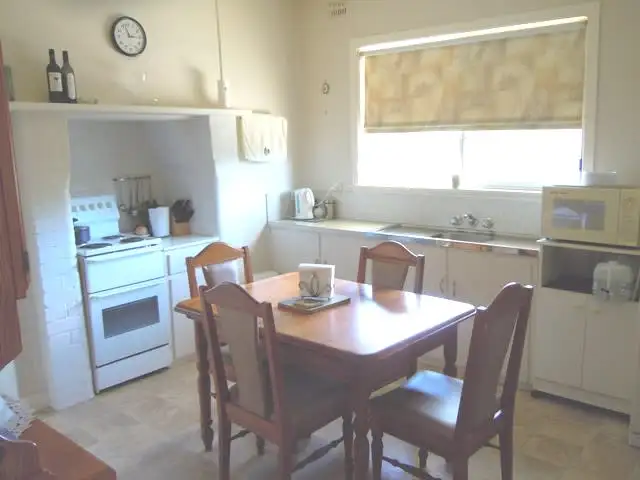 Fifth view of Homely house listing, 10 Crown Street, Narrandera NSW 2700