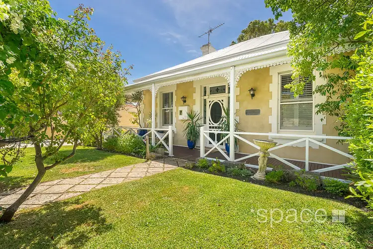 23 Barnfield Road, Claremont WA 6010