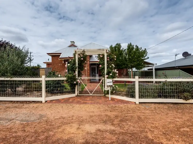 50 DONEY STREET, Narrogin WA 6312