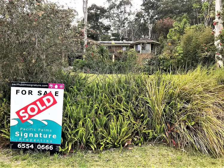 33 The Lakes Way, Elizabeth Beach NSW 2428