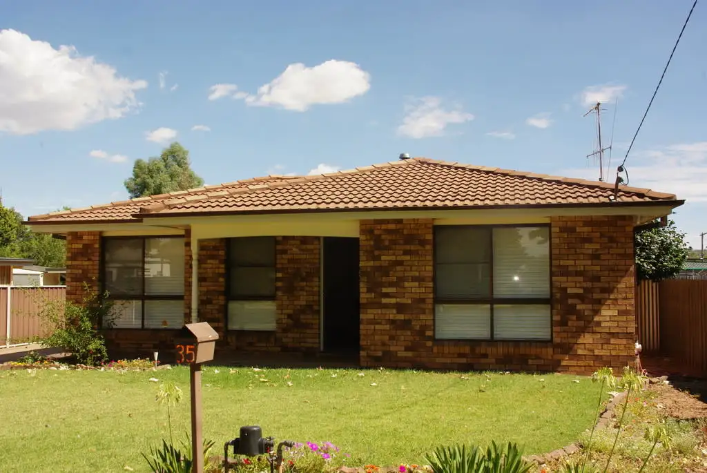 Main view of Homely house listing, 35 Whiteley Street, Wellington NSW 2820