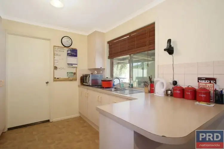 Fourth view of Homely house listing, 2 Eucalypt Court, Thurgoona NSW 2640