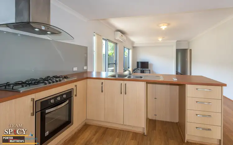 170A Railway Parade, Queens Park WA 6107