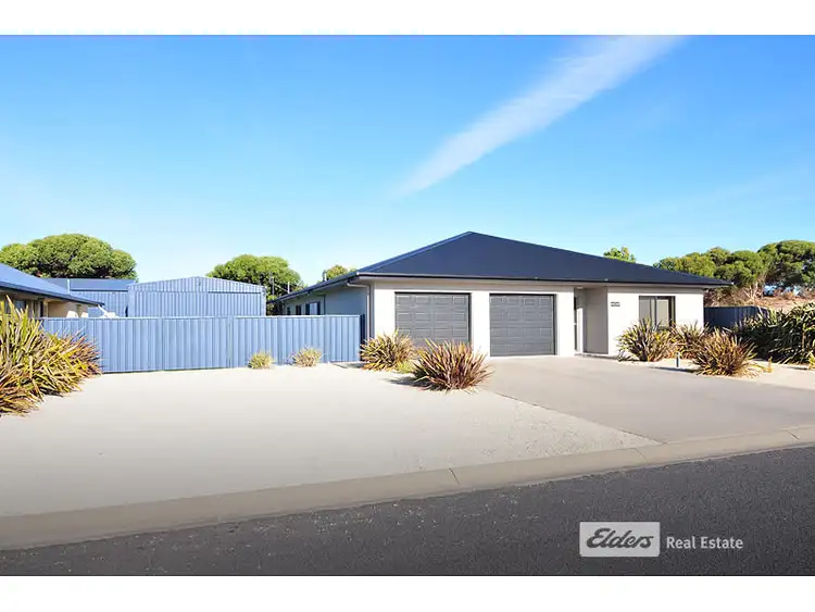 17 CHARLES BONNEY DRIVE, Robe SA 5276