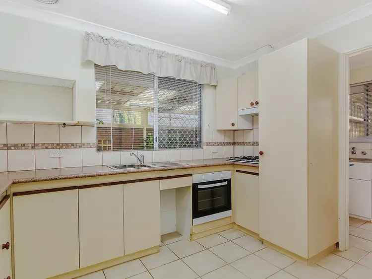 Fifth view of Homely unit listing, 8/11 Louise Street, Rockingham WA 6168