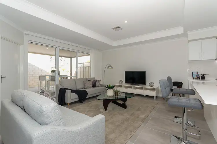 9 Cygnet Street, Kallaroo WA 6025