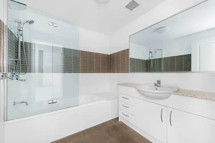 Fifth view of Homely unit listing, 2/12-20 Duffield Road, Margate QLD 4019