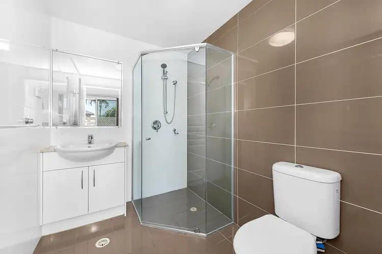 Sixth view of Homely unit listing, 2/12-20 Duffield Road, Margate QLD 4019