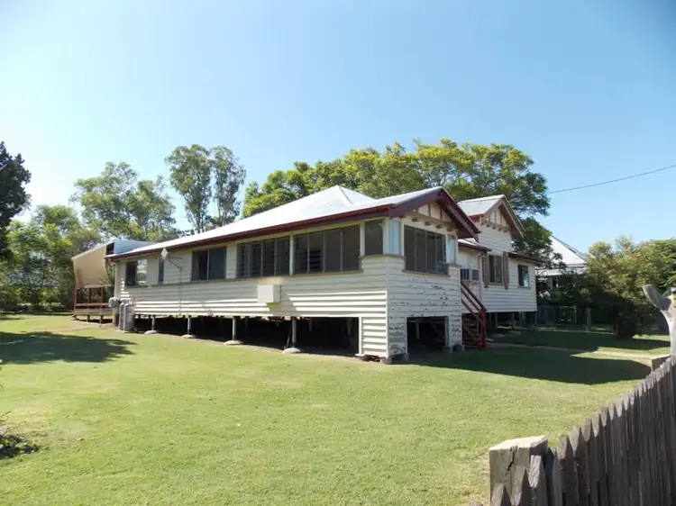 104 Burnett Street, Nanango QLD 4615