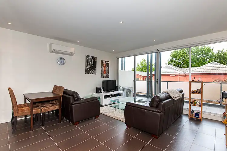 Fifth view of Homely apartment listing, 14/82 Raleigh Street, Essendon VIC 3040