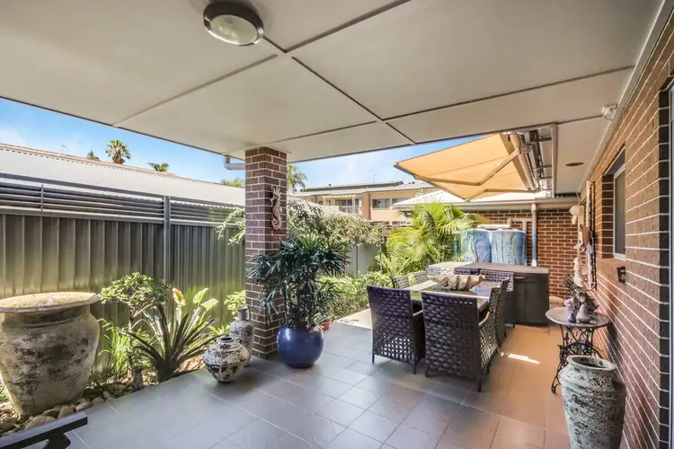 2/48 Kitchener Road