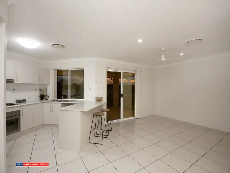 Sixth view of Homely house listing, 2 Benjamin Court, Yamanto QLD 4305