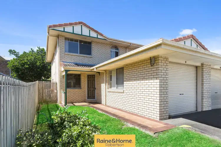 Main view of Homely townhouse listing, 9/10 Lawrence Close, Robertson QLD 4109