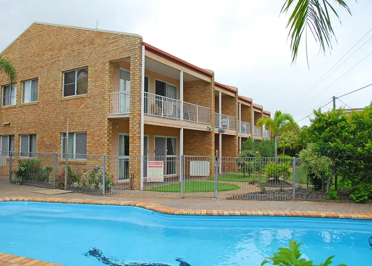 4/99 Cypress Street, Torquay QLD 4655