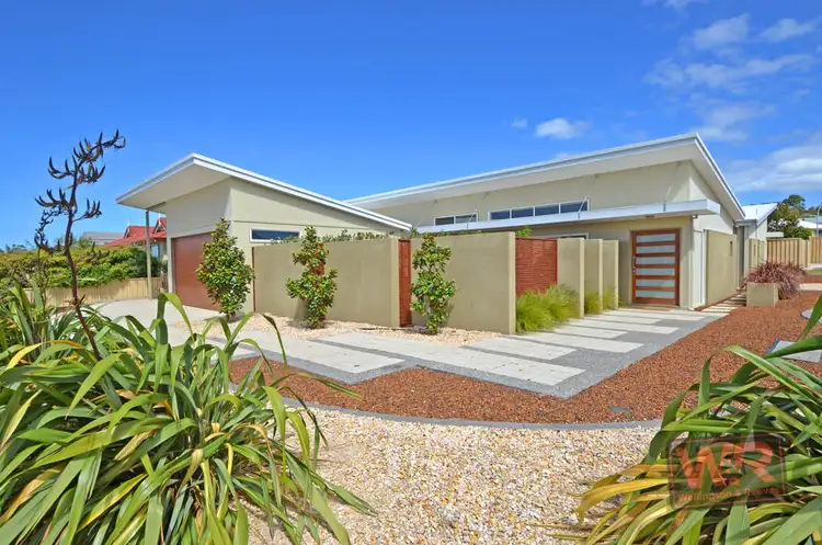 2 Grandis Way, Yakamia WA 6330