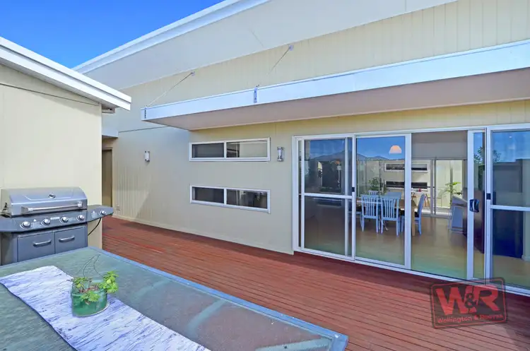 Sixth view of Homely house listing, 2 Grandis Way, Yakamia WA 6330