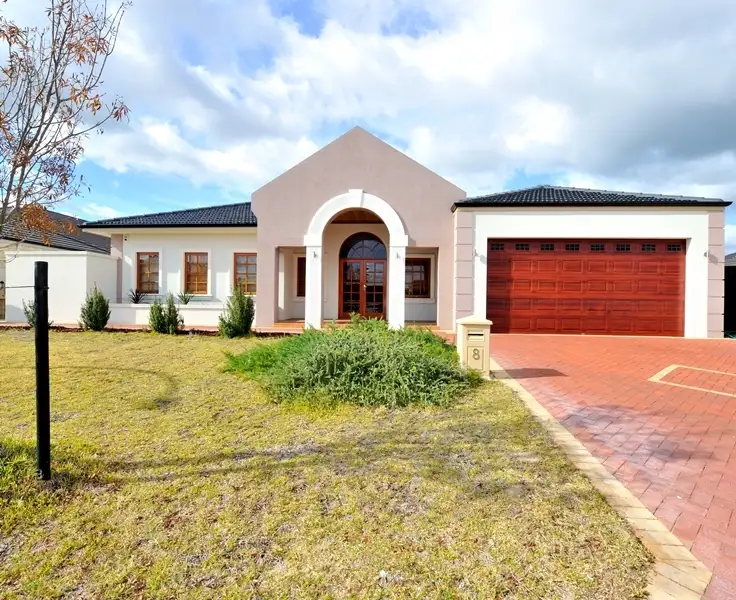 8 Manila Way, Aveley WA 6069