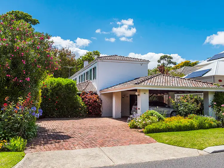 30 Curlew Road, Dalkeith WA 6009